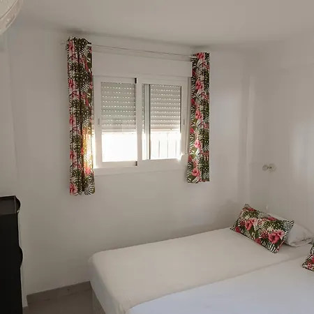 Apartament Coronado Perla Pool Centro