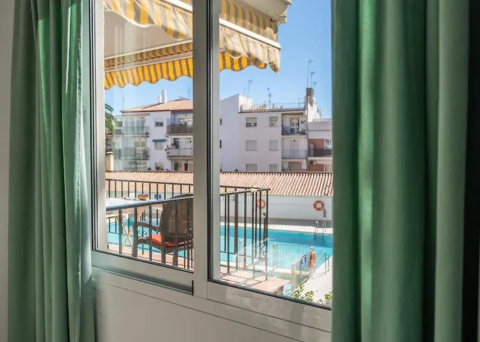 Apartament Coronado Perla Pool Centro