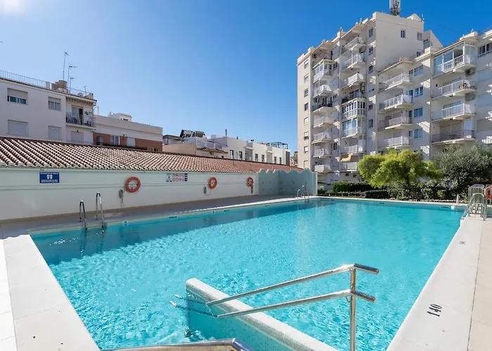 Coronado Perla Pool Centro