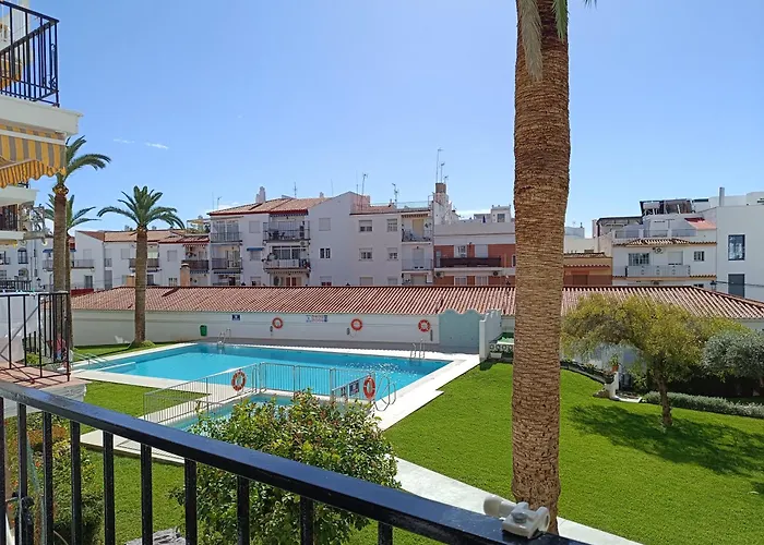 Coronado Perla Pool Centro Apartment Nerja