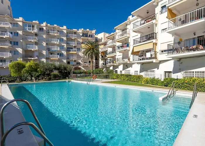 アパート Coronado Perla Pool Centro ネルハ